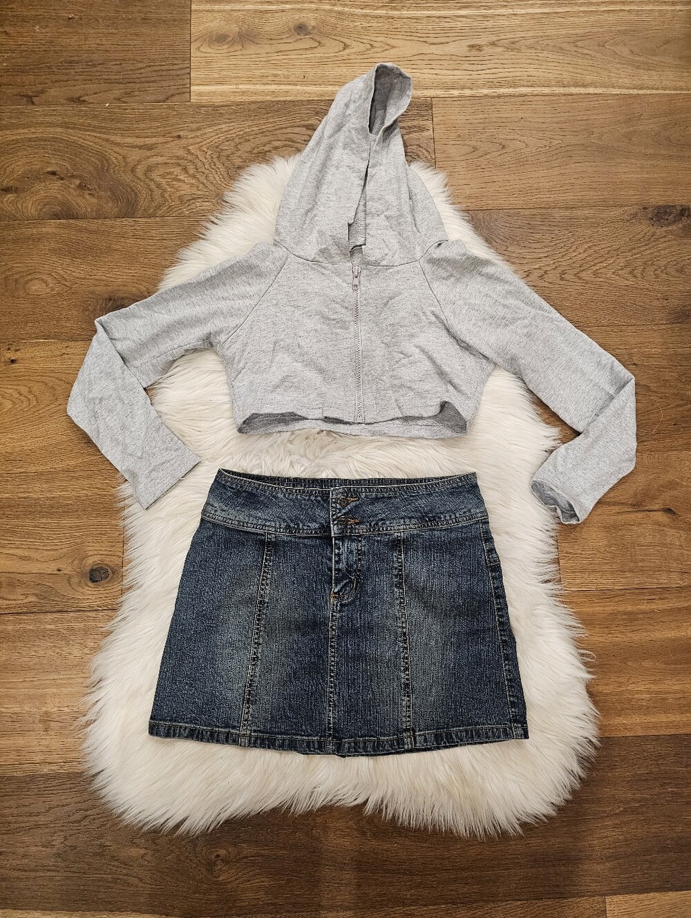 Vintage Guess Low Classic Dark Wash Denim Mini Skirt & Cropped Hoodie Set